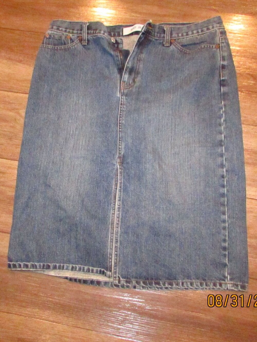 GAP DENIM SKIRT SIZE 14 NWOT